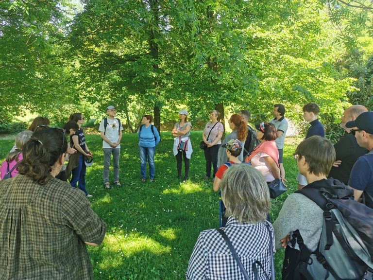 Sprehod z opraševalci